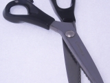 SHEARS PINKING BLADE LENTH 7CM OVERHAUL LENTH 23CM